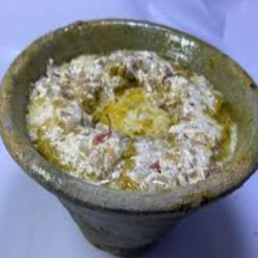 Plain Haisiyah in Clay Pot